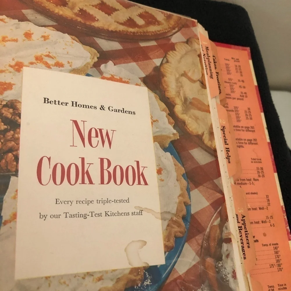 Vintage 1953 Better Homes & Gardens New Cook Book